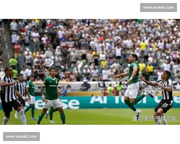 世界杯赛程激烈进行 各国球队表现惊艳晋级形势复杂